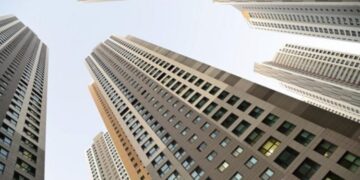 How to buy commercial property